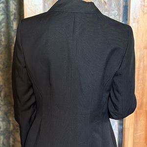 Kasper black suit size 4 Kate pants